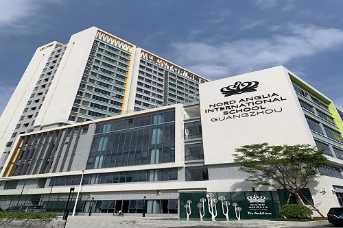 泳池除濕熱泵機組,空氣源熱泵機組,泳池三集一體機 泳池除濕熱泵機組,空氣源熱泵機組,泳池三集一體機